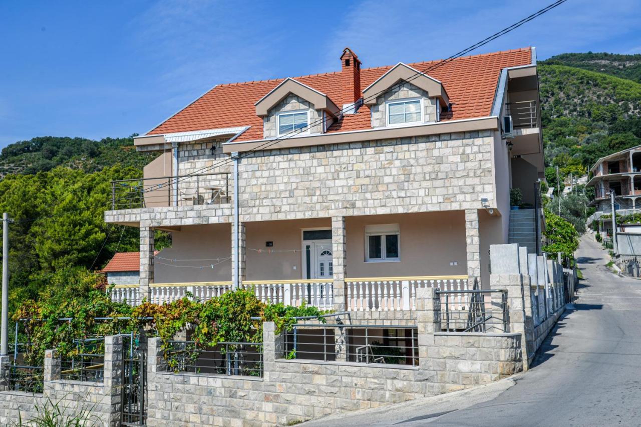 Guest House Ivana تيفات المظهر الخارجي الصورة