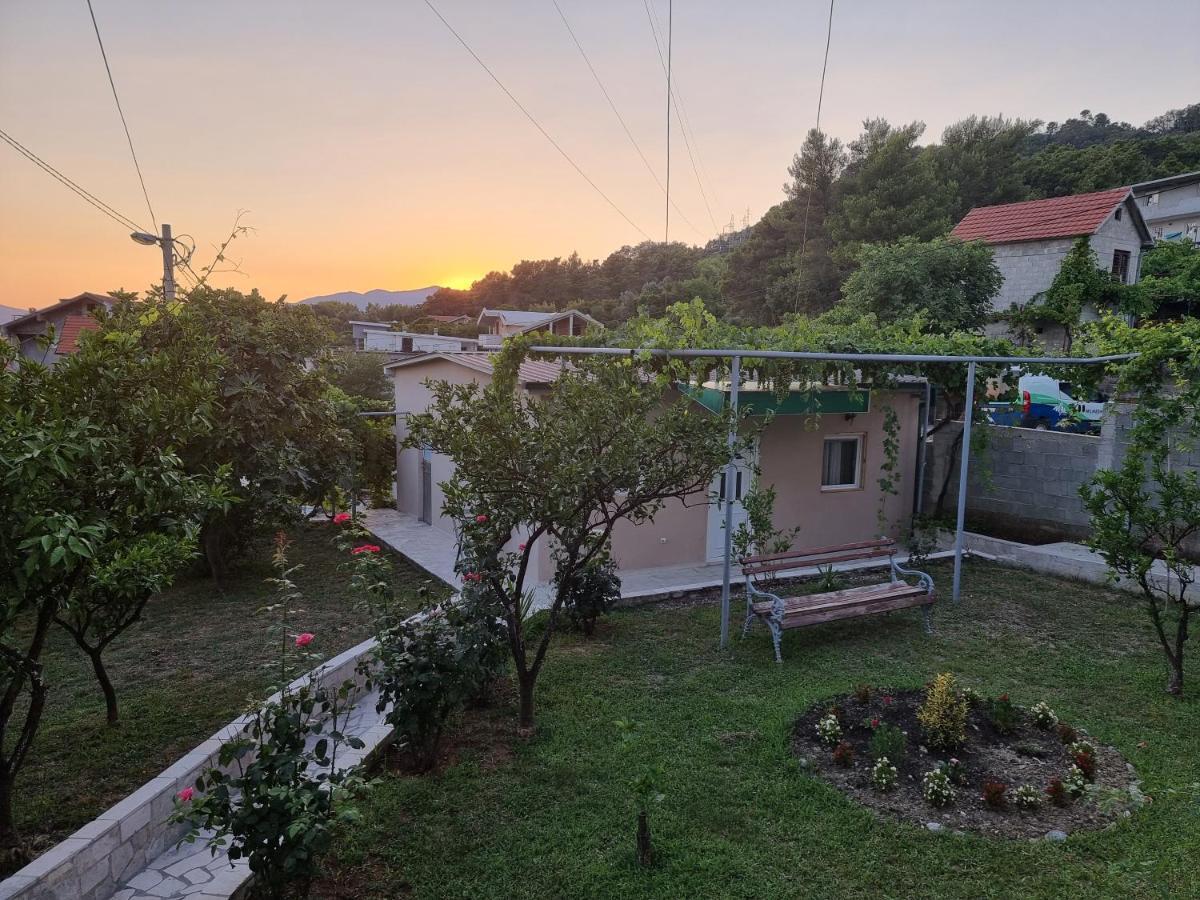 Guest House Ivana تيفات المظهر الخارجي الصورة