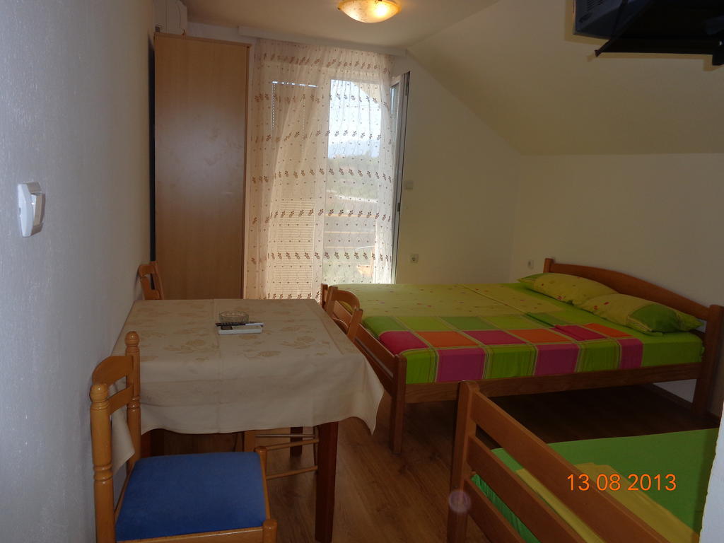 Guest House Ivana تيفات المظهر الخارجي الصورة