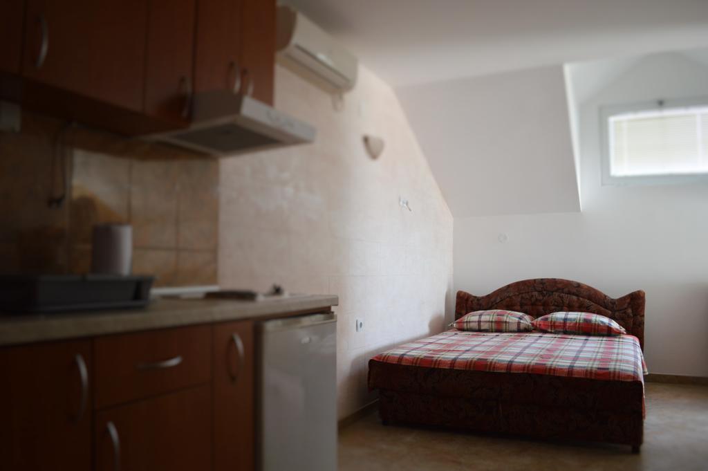 Guest House Ivana تيفات المظهر الخارجي الصورة